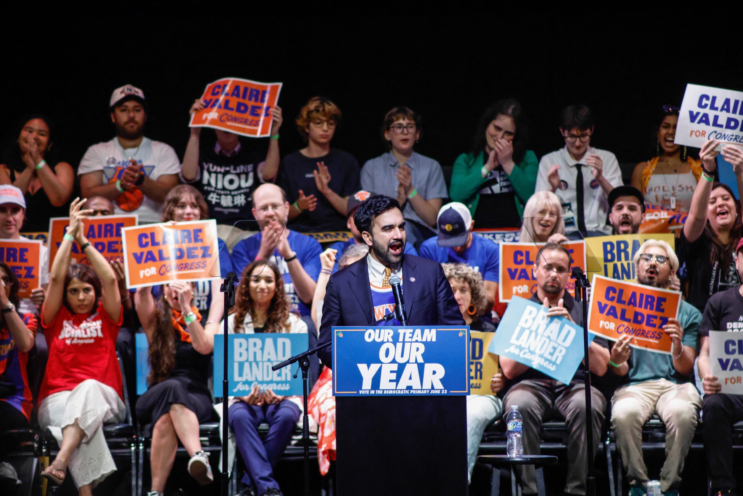 Mamdani's Progressive Slate Sweeps New York Primaries, Delivering Major Blow to Democratic Establishment