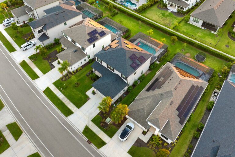 America's Backyards Are the Next Frontier for Conservation — and the Science Is Clear on Why