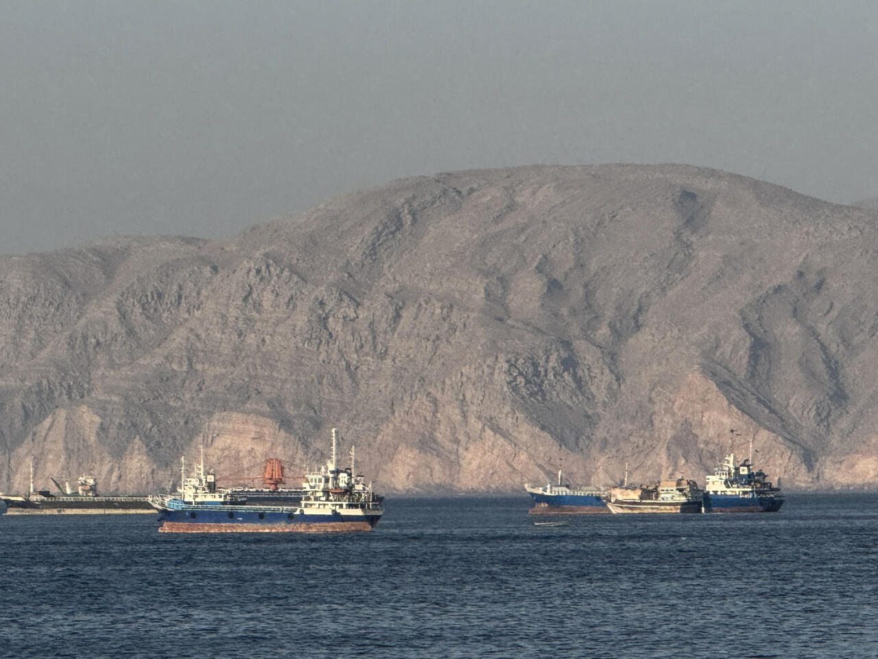 Iran Says U.S. Is Ready to Honor Its Commitments as Hormuz Strait Deal Nears Finalization