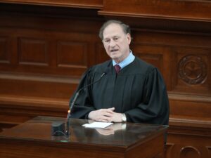 Justice Alito Quietly Recuses Himself from Major Climate Liability Case — and No One Is Explaining Why