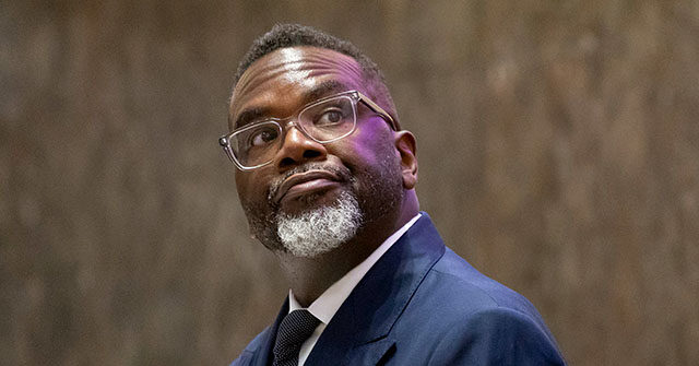 Brandon Johnson to Seek Second Term as Chicago Mayor, Vowing to Deepen Progressive Agenda
